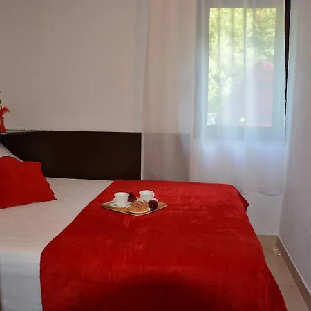 Apartman Osha Apartment *